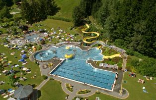 Schwimmbad in Leogang
